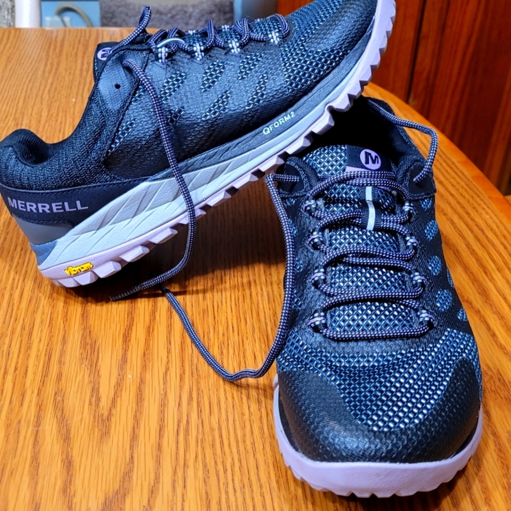 Womens, Merrell Sneakers, Antora 2.  They are back,  and violent. Size 9